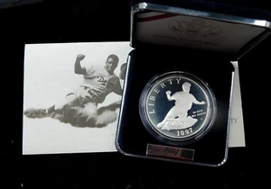1997-S $1 Proof Jackie Robinson Commemorative Silver Dollar in Box w/ COA - Picture 1 of 4
