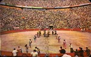 Bullring Mexico Opening Parade Postcard Bullfighting Vintage 70s Old - Picture 1 of 2