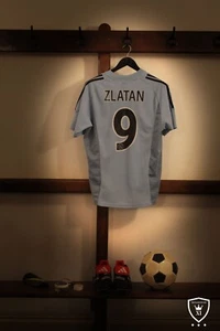 Ajax Away Shirt 2002/03 IBRAHIMOVIC #9 (M) - Picture 1 of 9