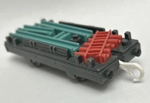 Thomas & Friends 2001 Trackmaster Train Tank Engine - Beams Flatbed Cargo Car - Picture 1 of 2