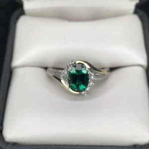 Emerald Diamonds ring size 6.75 Woman - Picture 1 of 11