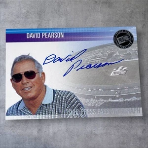 David Pearson SILVER FOX PACK PULLED HOF signed card 2005 PRESS PASS AUTHENTICS - Picture 1 of 2