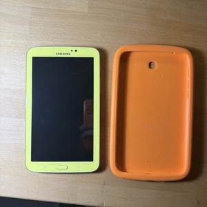 Samsung Galaxy Tab 3 7" Kids SM-T2105 Yellow Tablet mit Schutzhülle - defekt - Bild 1 von 7