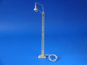 MARKLIN H0 - 7046 - Tower Mast + Lamp Light // EXC - Picture 1 of 2