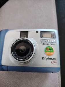 SAMSUNG DIGIMAX 130 1.3MP COMPACT DIGITAL CAMERA Tested - Picture 1 of 2