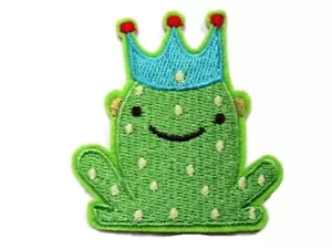 Aplique Frog Prince con parche de hierro bordado en corona de 2,5 pulgadas - Imagen 1 de 1