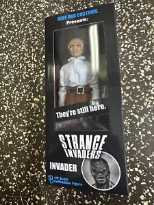Figura distintiva de los Dummies Strange Invaders Invader - Imagen 1 de 1