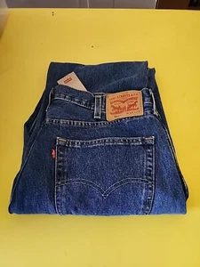 Men's 38x29 Levis 550 Relaxed Fit Tapered Leg Medium Wash Denim Blue Jeans - Picture 1 of 7