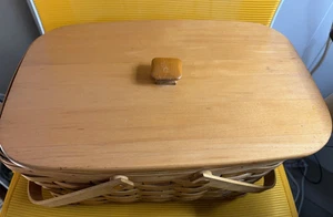 Longaberger double handle picnic basket - Picture 1 of 12