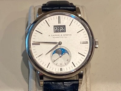 A LANGE & SOHNE SAXONIA MOONPHASE WHITE GOLD BOX & PAPERS NEW NAVY STRAP 384.026 - Image 1 of 4