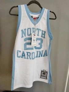 1983-84 Micheal Jordan / Mitchell & Ness Jersey / 36(S) - Picture 1 of 7