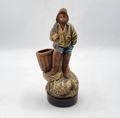 Sculpture porte allumettes pyrogène pêcheur en terre cuite de l’isle Adam XXème - Photo 1/4