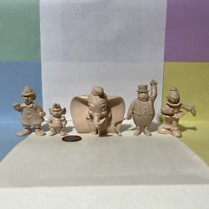 Marx beige plastic figures Disney Dumbo characters Television Playhouse play set
