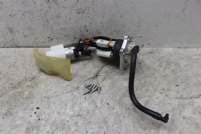 Unidad de envío de bomba de combustible MV Agusta F3 675 2012-2016 Foto 1 de 4
