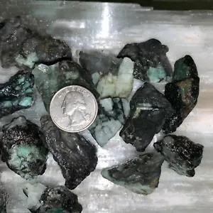 EMERALD ROUGH, CHARGED 2000 CARAT LOT + A FREE SELENITE CHARGING STICK - Picture 1 of 8