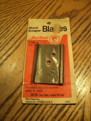 Vintage Red Devil 1 Set Wood Scraper 2-1/2" Blades  Tool  NOS    No. 3050 & 3055 - Image 1 of 4