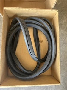 fits AMC rambler american 2 door hardtop rear glass seal weatherstrip 64/68 - Picture 1 of 1