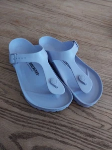 Birkenstocks Gizeh 39 Essentials EVA Purple Slip On Sandals Slides L8 M6 EUC - Picture 1 of 4