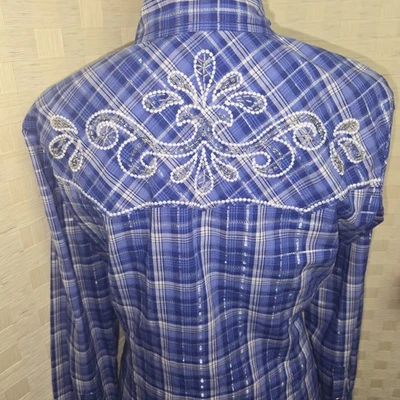 Ariat Willa ajustado perla azul abismo bordado para mujer mediano con botones  Foto 1 de 4