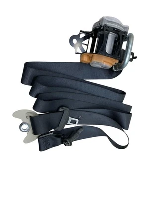 2021 2022 2023 2024 NISSAN ARMADA RH RIGHT REAR 2ND ROW SEAT BELT RETRACTOR OEM Foto 1 de 4