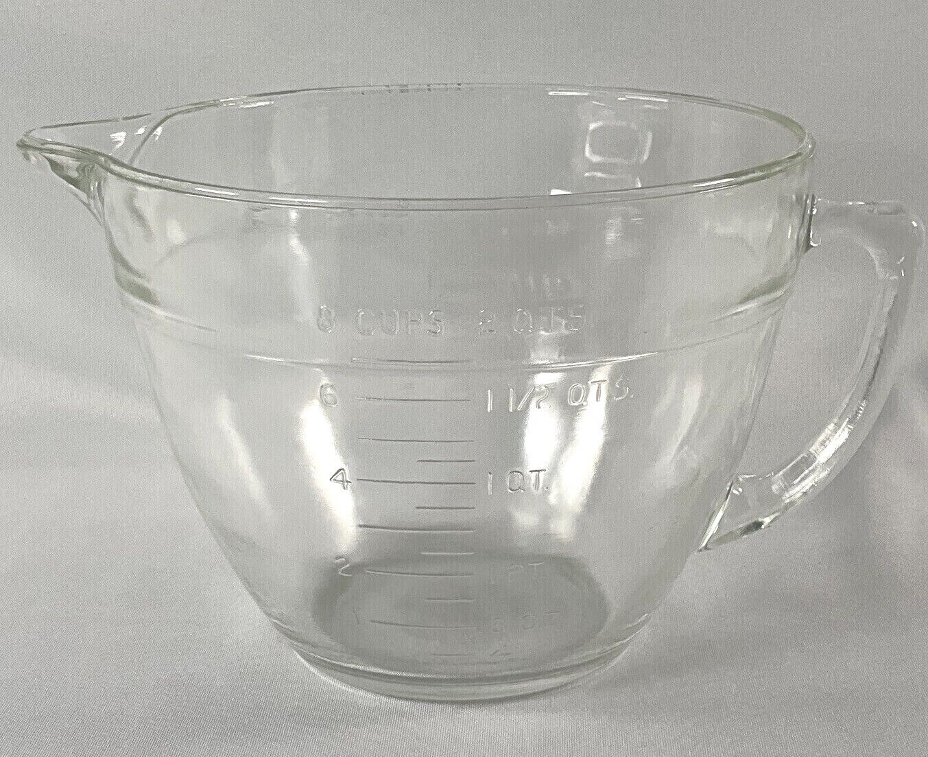 ANCHOR HOCKING 8 Cup Measuring Glass Batter Bowl - 2 Quart - Clear 