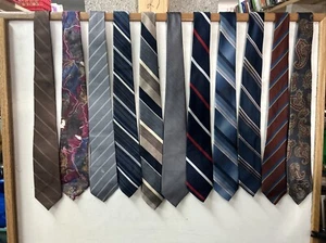 Lot Of 11 Vintage Mens Polyester Classic Neckties Various Patterns Colors Makers - Picture 1 of 8