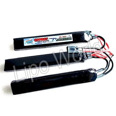 LIPO WORLD AIRSOFT AKKU COMBAT 2S 3S 7.4V 11.1V 2000mAh 25C-50C Softair AEG - Bild 1 von 3