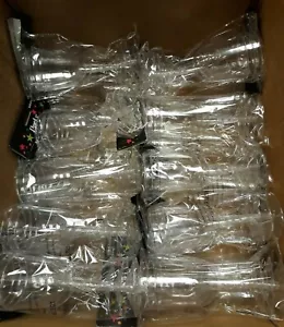 Lotto di 22 (3 Ea.) Bicchieri da vino in plastica trasparente. Confezioni nuove/sigillate in fabbrica taglia 5 oz - Foto 1 di 3