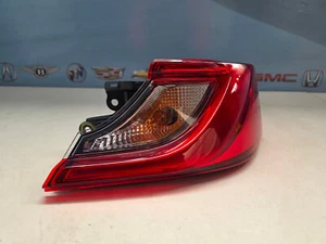 2025 TOYOTA CAMRY RIGHT SIDE TAIL LIGHT OEM USED - Picture 1 of 10