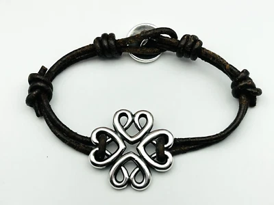 Brazalete James Avery Retirado Plata de Ley 925 4 Corazones Trébol Flor Cuero Foto 1 de 4