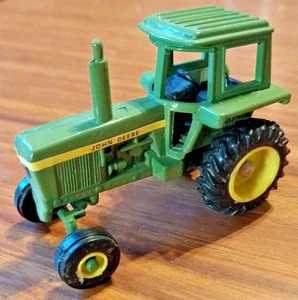 Ertl 1.64 John Deere 4430 Traktor Bauernhof  - Bild 1 von 4