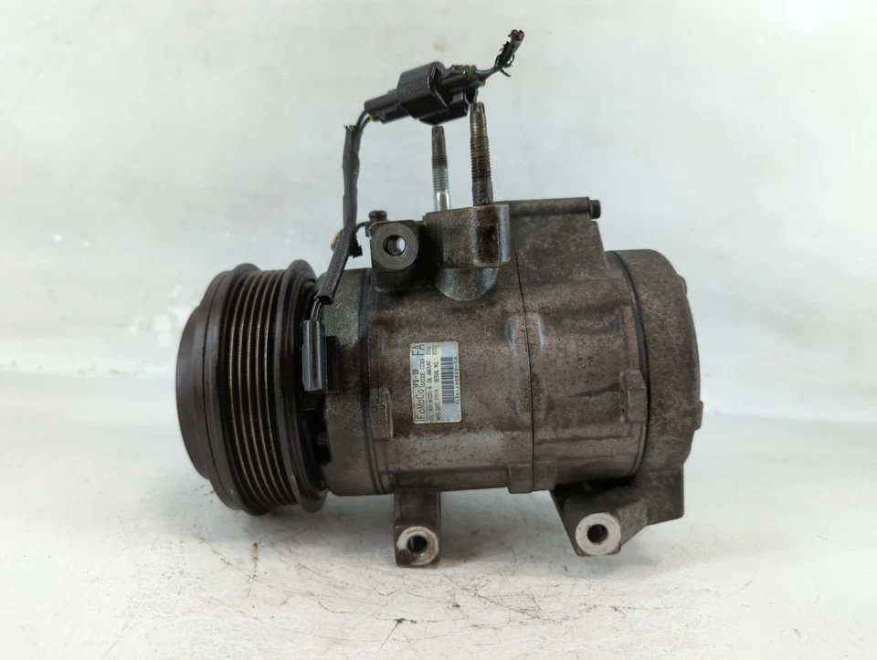 Compresor de aire acondicionado Mercury Mountaineer 2006-2010 fabricante original ZGZB1 Foto 1 de 4