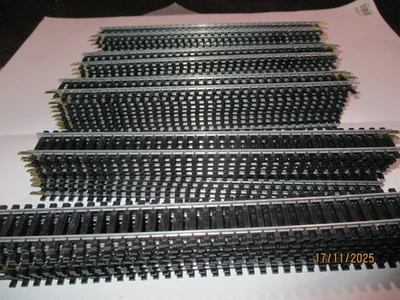 JOUEF  HO LOT DE 50 RAILS  ACIER  DROITS  REF  N° 475 - Photo 1/4