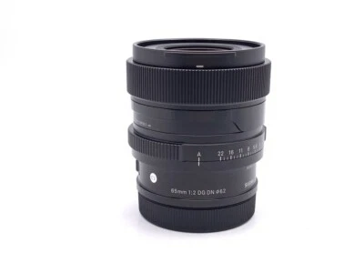 Near Mint Sigma 65mm F/2 DG DN Contemporary Prime Lens for Leica L-Mount #20136 - Image 1 of 3