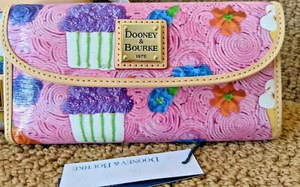 Dooney & Bourke Pink Cupcakes 🧁 Continental Clutch Wallet - Picture 1 of 4