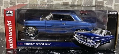 Auto World 1:18 1962 Pontiac Grand Prix Blue - Image 1 of 4