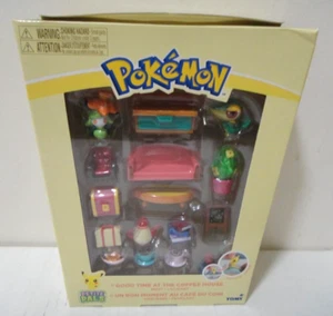Pokemon Petite Pals - Snivy & Lilligant - Good Time at the Coffee House Playset! - Picture 1 of 2