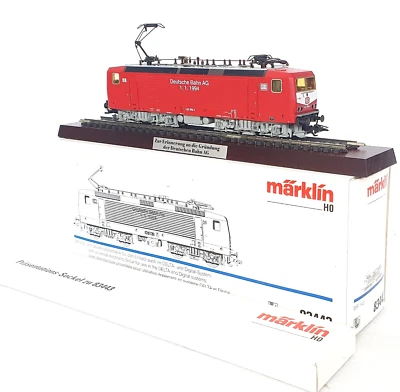 Marklin AC HO German DR BR-143 "DEUTSCHE REICHSBAHN" AG Locomotive + PLINTH MIB! - Image 1 of 4