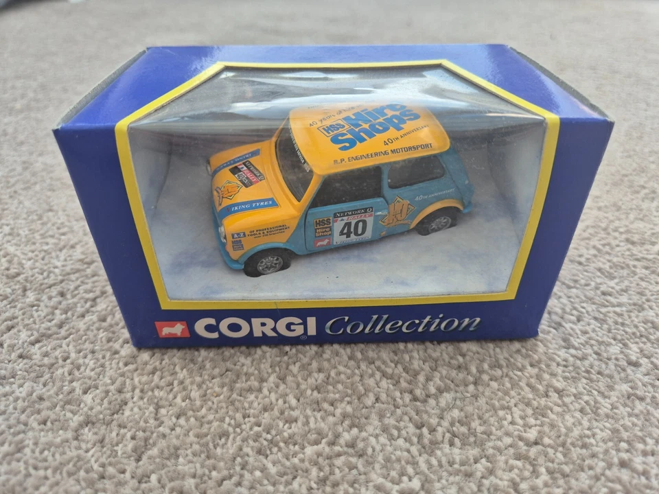 Corgi Clásicos 1/36 HSS Contratar Shops Mini Cooper #40 Metal Ltd Edición Coche - Imagen 1 de 4