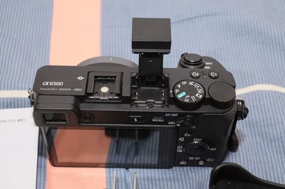 Cámara digital Sony Alpha a6500 sin espejo con lente OSS de 16-50 mm negra Foto 1 de 4