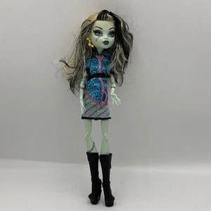 Mattel 2012 Monster High Scaris: City Of Frights Frankie Stein bambola alla moda - Foto 1 di 5