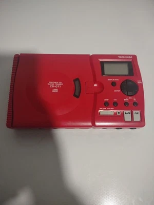TASCAM Portable CD Guitar Trainer CD-GT1 Tested works, NO AC CORD INCLUDED - Image 1 of 4
