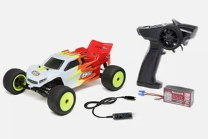 Losi Mini-T MiniT 2.0 1/18th Scale Truck RTR Ready To Run Red / White LOS01015T1 - Picture 1 of 10