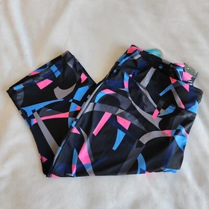 Be Inspired Slim Curvy Plus Size 3X Capri Leggings Schwarz Grau Grau Blau Pink Neu mit Etikett - Bild 1 von 12