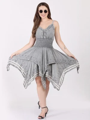 Damen Freizeit V-Ausschnitt Fit & Flare bestickt Taschentuchsaum Kleid... - Bild 1 von 4