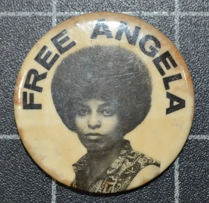 BLACK PANTHER PARTY - FREE ANGELA BUTTON - ORIGINAL UNION MADE 1970/1971 - Bild 1 von 5