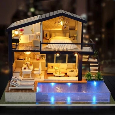 Miniature Dollhouse With Furniture - Imagen 1 de 4