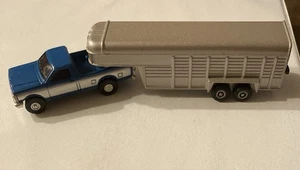Vtg ERTL Farm Country Ford F250 and 5th Wheel Trailer 1/64 Blue Silver (65ia) - Picture 1 of 12
