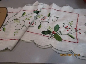 "Nuevo con etiquetas corredor de mesa de Navidad con borde festoneado de Navidad bien vestido casero bien vestido 14""x72""" - Imagen 1 de 7
