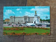 Buckingham Palace, Victoria Memorial, Vintage Autos, London, England